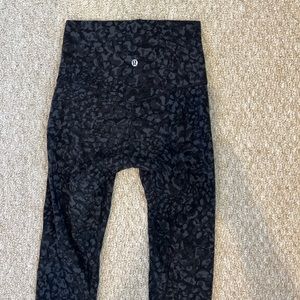 Lululemon leggings